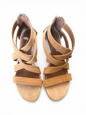 Donald J Pliner Suede Strappy Heels 🐍 Snakeskin Accent Size 6 – Chic & Elegant